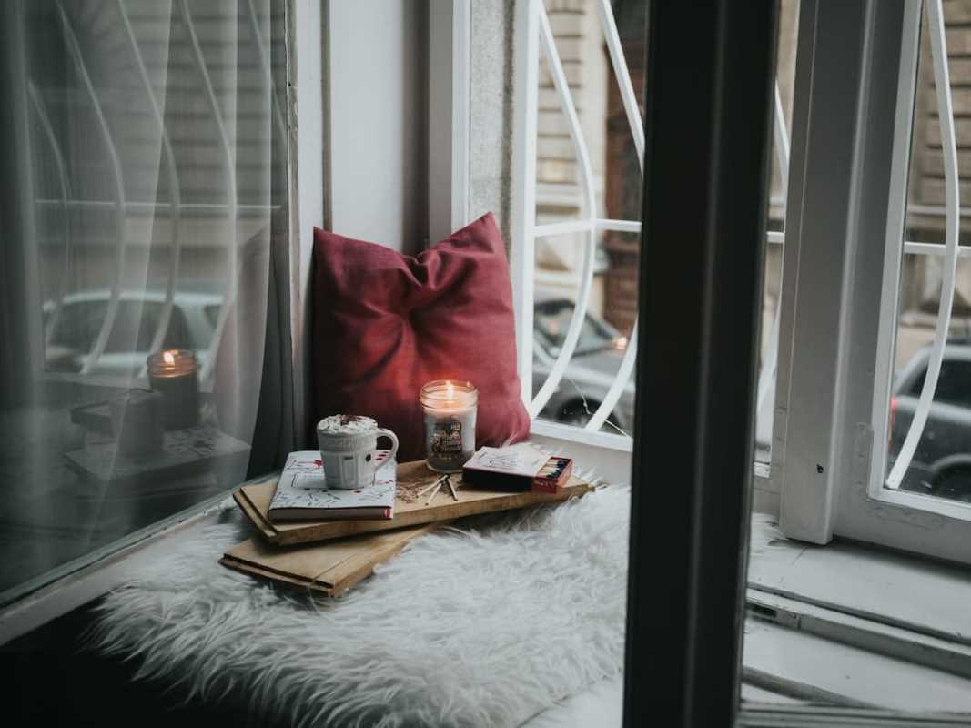 Ways to Create a Cozy Home on a Tight Budget